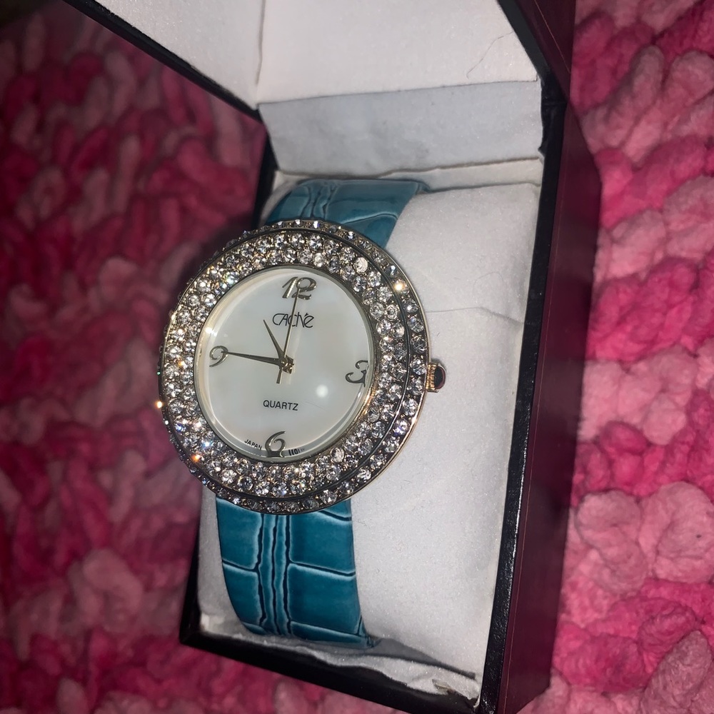 Watch - Caché - Picture 2 of 6